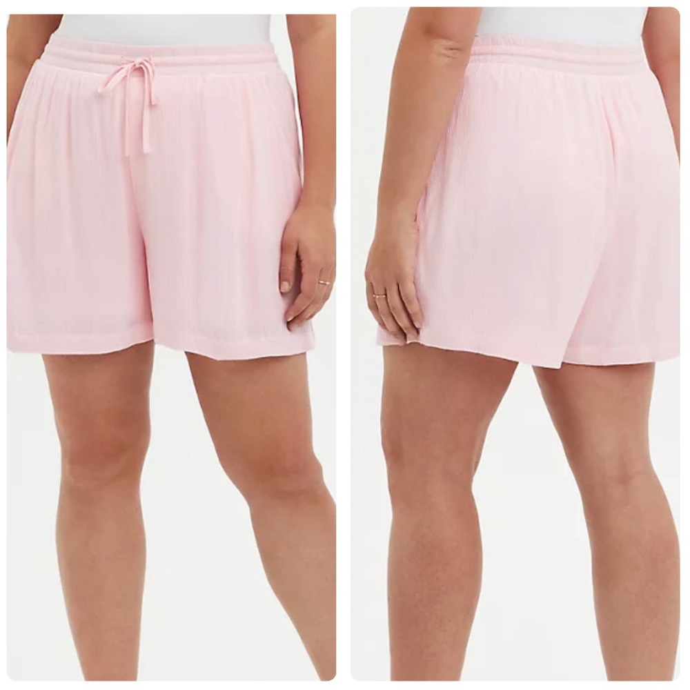Torrid Gauze Mid Rise Pull on Shorts light Pink | size 3 runs big